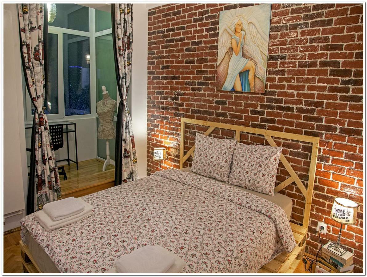 Skyview Old Town Apartment Bucarest Esterno foto